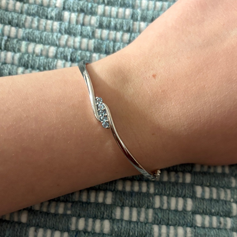 Elegant Silver Bracelet